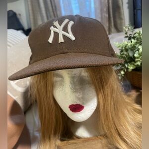 Brown NY Yankees hat